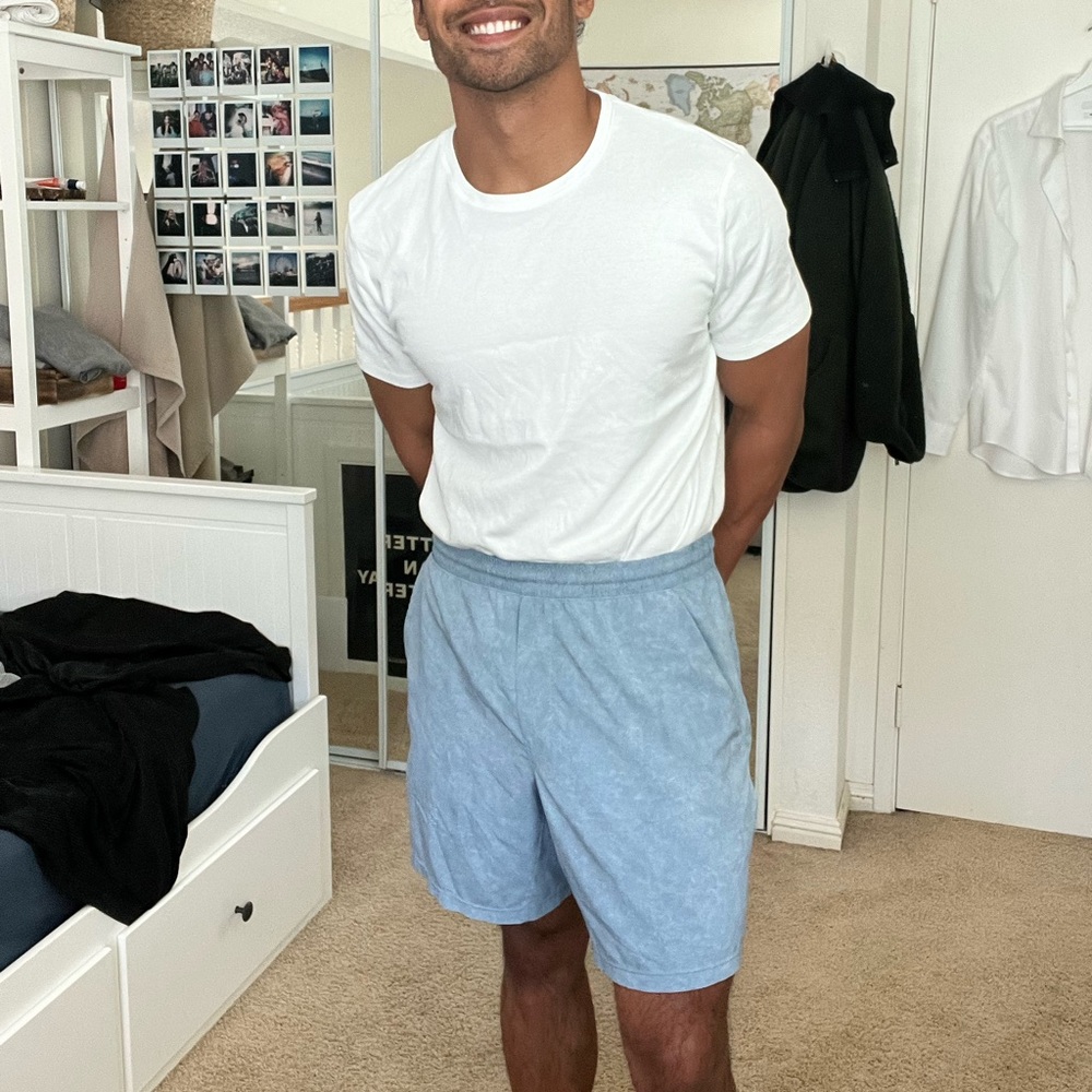 LULULEMON • Pace Shorts (newest model) Dusty Blue / Chambray, Large